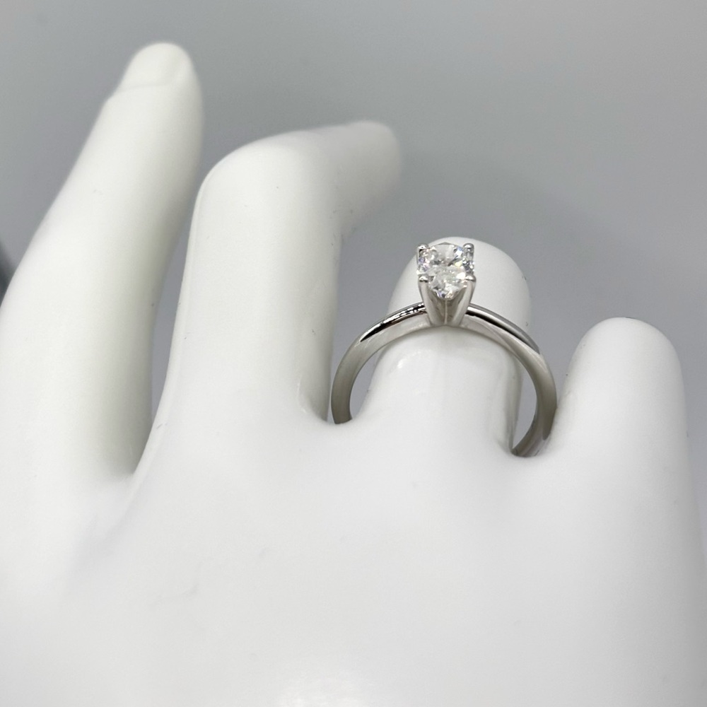 Oval Diamond Solitaire Engagement Ring 14k White Gold 0.90 Carat NWOT - Picture 5 of 15